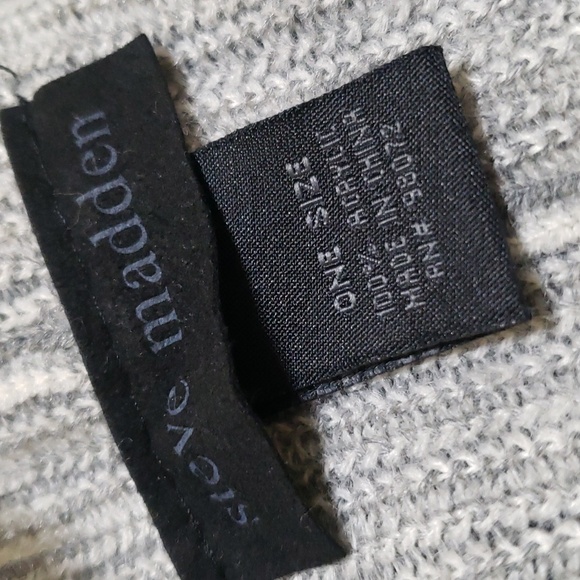 Steve Madden wrap/poncho - Picture 5 of 5